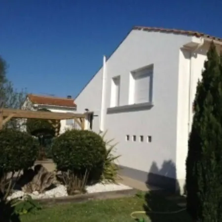 Maison Semussac, 4 Pieces, 6 Personnes - Fr-1-305c-14 בית נופש *